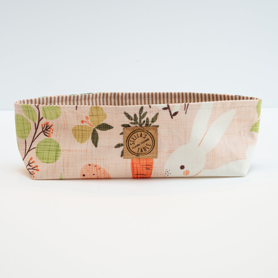 Easter Bunny & Spring Flowers Tasca