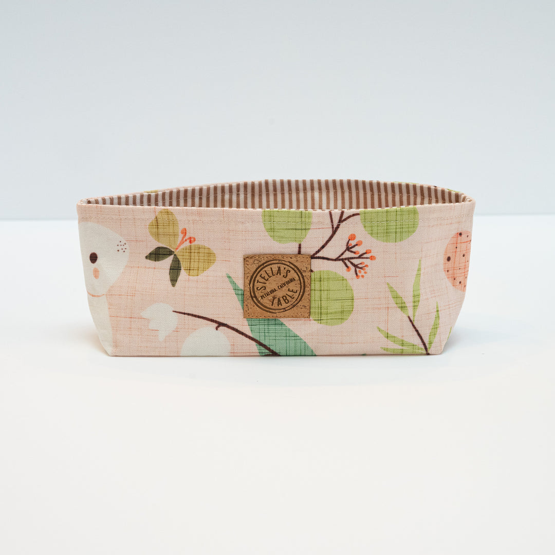 Easter Bunny & Spring Flowers Tasca