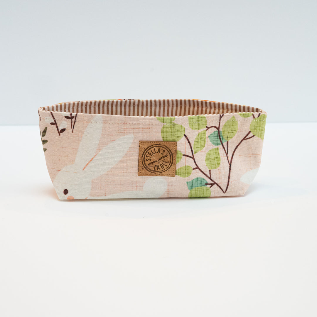 Easter Bunny & Spring Flowers Tasca