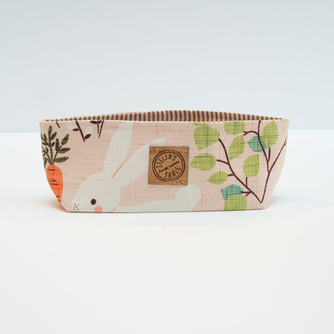 Easter Bunny & Spring Flowers Tasca