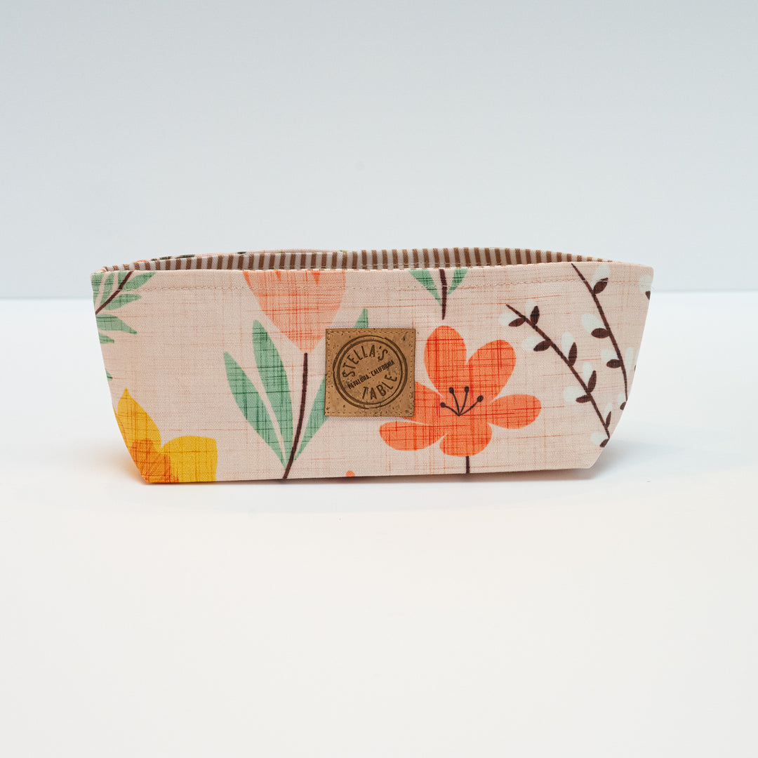 Easter Bunny & Spring Flowers Tasca