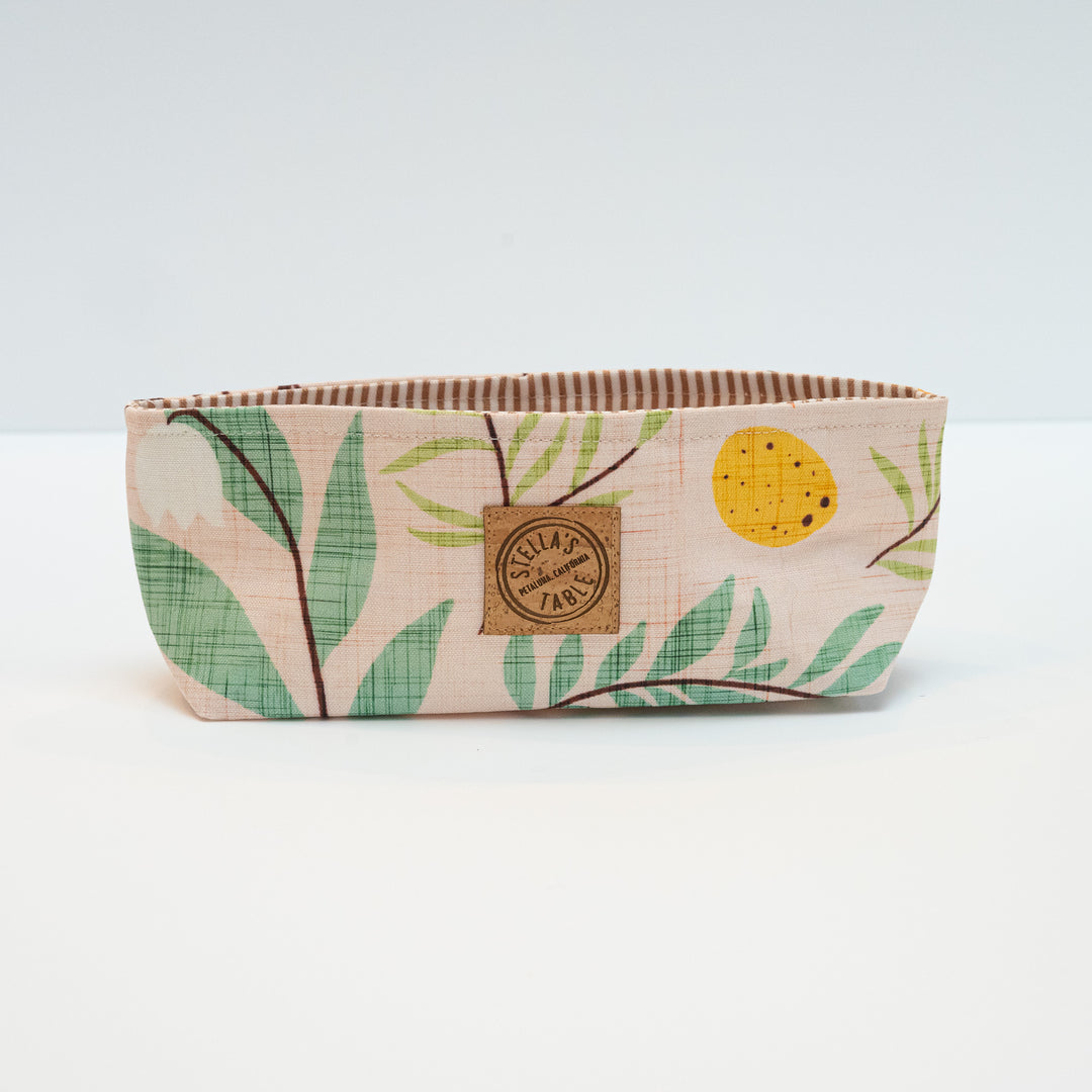 Easter Bunny & Spring Flowers Tasca